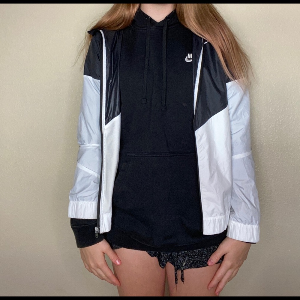 Nike windbreaker